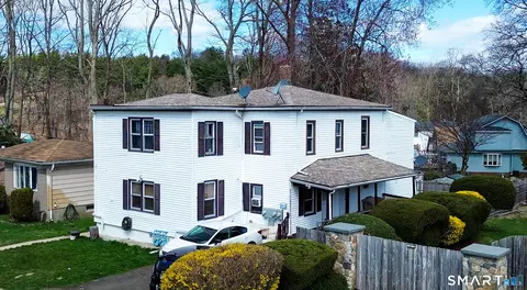 61 Hillside St, West Haven, CT 06516