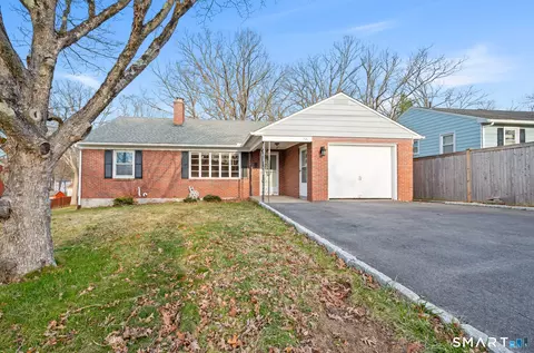 121 View St, Torrington, CT 06790