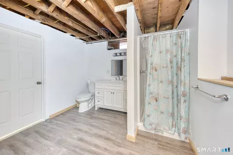 Bath - 467 Providence Tpke, Hampton, CT 06247 photo 1 of 2