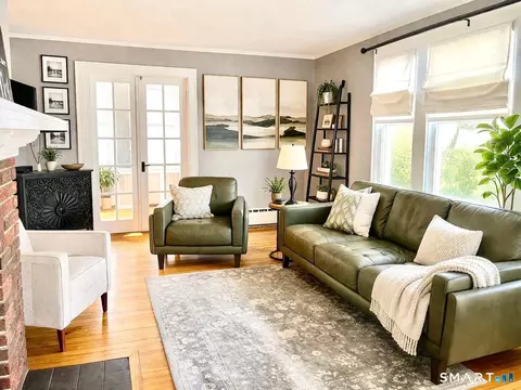 31 Somerset St, Wethersfield, CT 06109