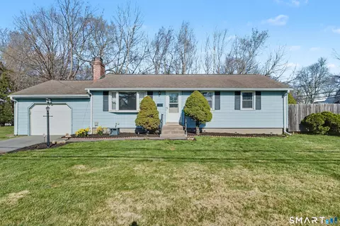 6 Old Farm Dr, Newington, CT 06111