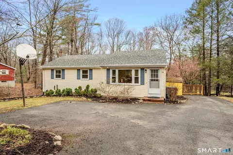 24 Willie Cir, Tolland, CT 06084