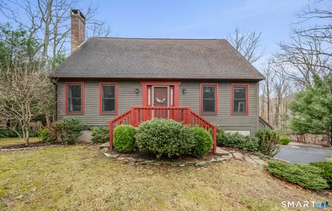 31 Uncas Dr, Amston, CT 06231