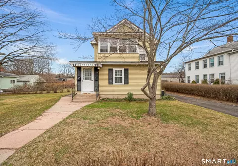 86 Bristol St, Southington, CT 06489