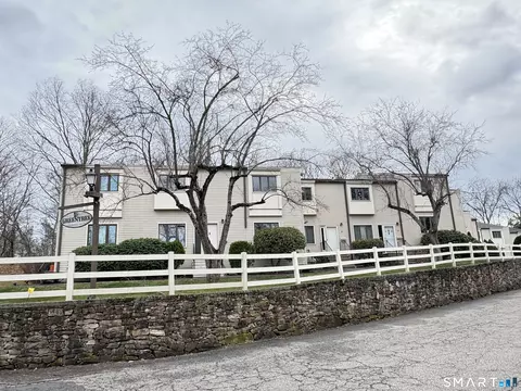 715 Frenchtown Rd #3, Bridgeport, CT 06606