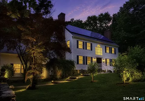 24 Hickory Ln, Roxbury, CT 06783