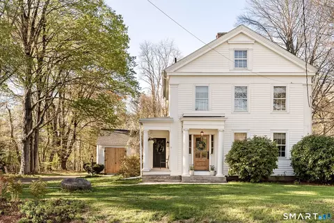 151 Neipsic Rd, Glastonbury, CT 06033