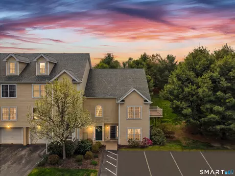 15 Freedom Way #66, Niantic, CT 06357