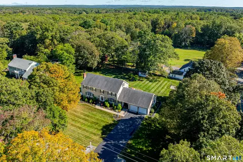 1 Maple Ln, Thompson, CT 06277
