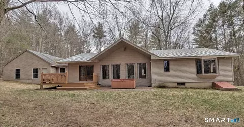 123 Old North Rd, Winchester, CT 06098