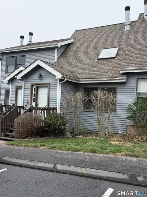 711 Lake Vista Dr #711, East Hampton, CT 06424