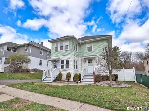 18 Putnam St, Bristol, CT 06010