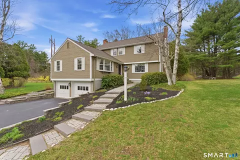 3 Lenora Dr, Simsbury, CT 06092