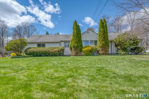 12 Orchard Rd, Farmington, CT 06032