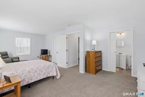 Bedroom - 9 Evas Dr, Brookfield, CT 06804 photo 4 of 5
