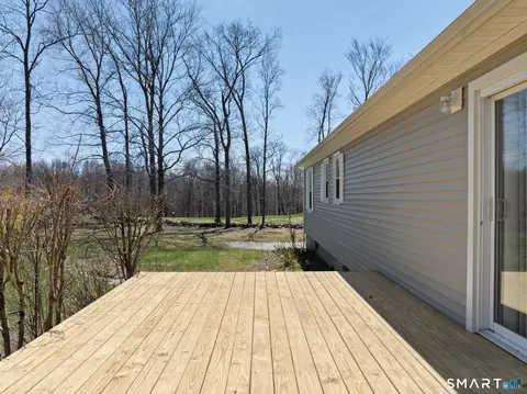 Exterior - 9 Evas Dr, Brookfield, CT 06804 photo 4 of 7