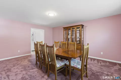 Dining - 9 Evas Dr, Brookfield, CT 06804 photo 3 of 3