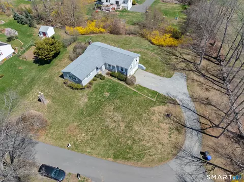 View/Area - 9 Evas Dr, Brookfield, CT 06804 photo 1 of 5