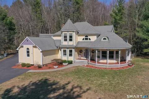 35 Hanson Rd, Canton, CT 06019
