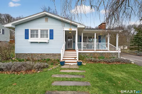 43 W Vine St, Pawcatuck, CT 06379