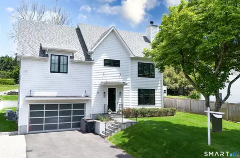 40 Richmondville Ave, Westport, CT 06880