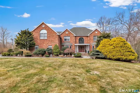 90 Soundview Ave, Shelton, CT 06484