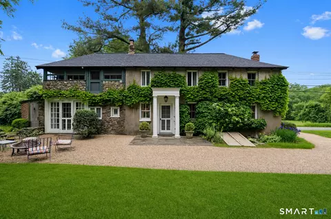 92 Bokum Rd, Old Saybrook, CT 06475