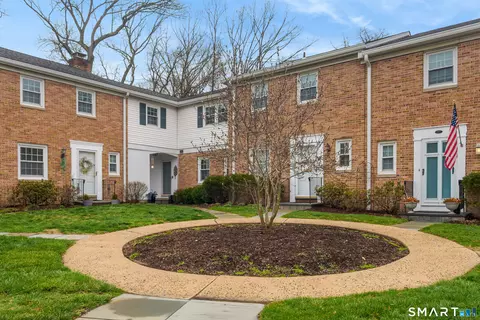 111 Heritage Hill Rd #111, New Canaan, CT 06840