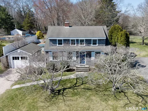341 Pequot Ave, Groton, CT 06355