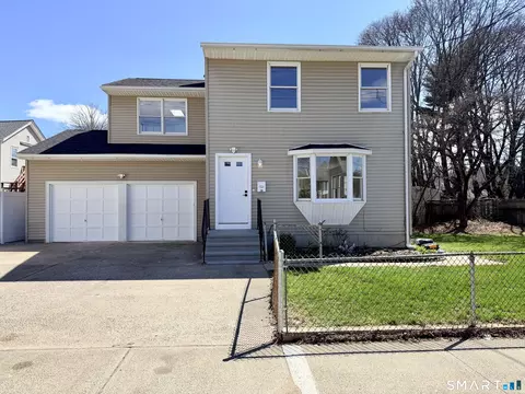 36 Westfield St, West Haven, CT 06516