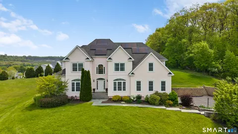 66 Wood Chase Ln, North Branford, CT 06471