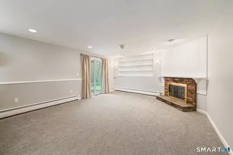 Living - 51 Sky View Cir, Hamden, CT 06514 photo 6 of 7