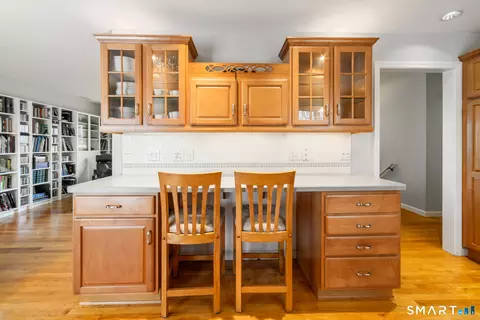 Kitchen - 51 Sky View Cir, Hamden, CT 06514 photo 4 of 4