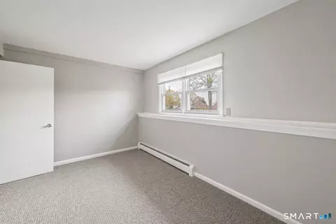 Bedroom - 51 Sky View Cir, Hamden, CT 06514 photo 11 of 11