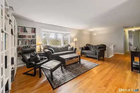Living - 51 Sky View Cir, Hamden, CT 06514 photo 3 of 7