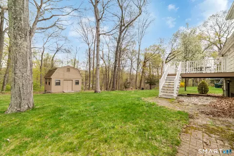 Exterior - 51 Sky View Cir, Hamden, CT 06514 photo 6 of 6