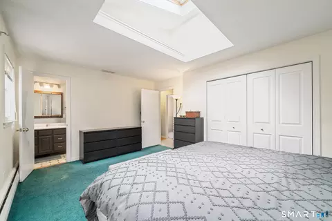 Bedroom - 51 Sky View Cir, Hamden, CT 06514 photo 3 of 11