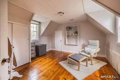 Bedroom - 33 Jerusalem Hl, Trumbull, CT 06611 photo 2 of 7