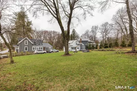 Exterior - 33 Jerusalem Hl, Trumbull, CT 06611 photo 3 of 6