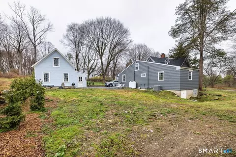 Exterior - 33 Jerusalem Hl, Trumbull, CT 06611 photo 5 of 6