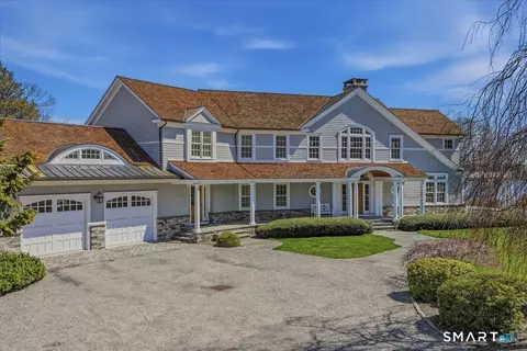 175 River Rd, Essex, CT 06426