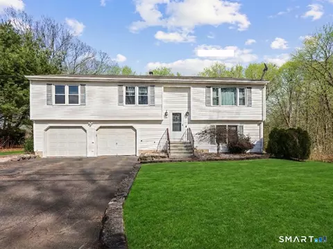 38 Norway Street St, Oakville, CT 06779