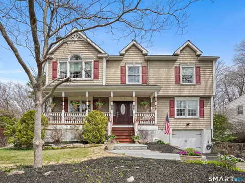 82 Ramapoo Rd, Ridgefield, CT 06877