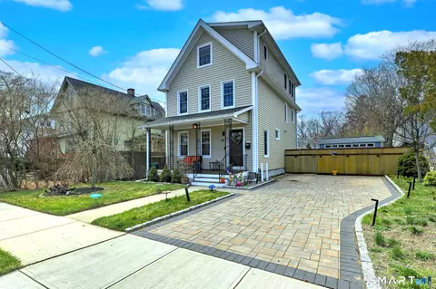 147 Gulf St, Milford, CT 06460