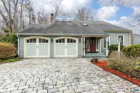 176 Stephen Dr, Meriden, CT 06450