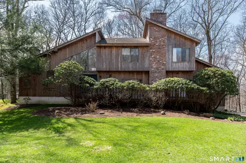 171 Highline Trl, Stamford, CT 06902