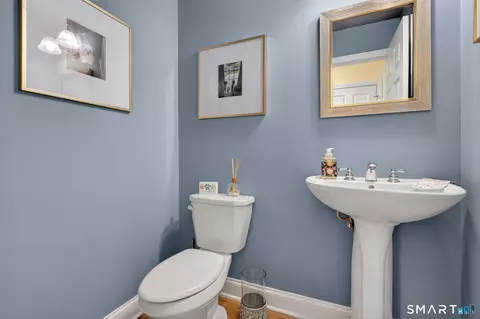 Bath - 3 Windward Dr #3, Niantic, CT 06357 photo 1 of 7