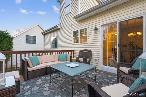 Exterior - 3 Windward Dr #3, Niantic, CT 06357 photo 4 of 5