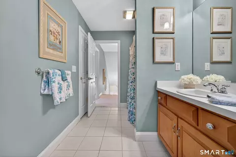 Bath - 3 Windward Dr #3, Niantic, CT 06357 photo 7 of 7
