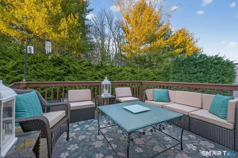 Exterior - 3 Windward Dr #3, Niantic, CT 06357 photo 3 of 5